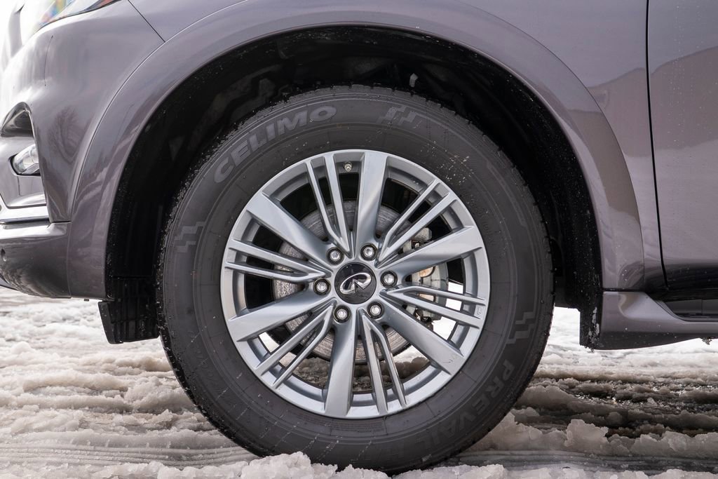 Used 2024 INFINITI QX80 Luxe image 5