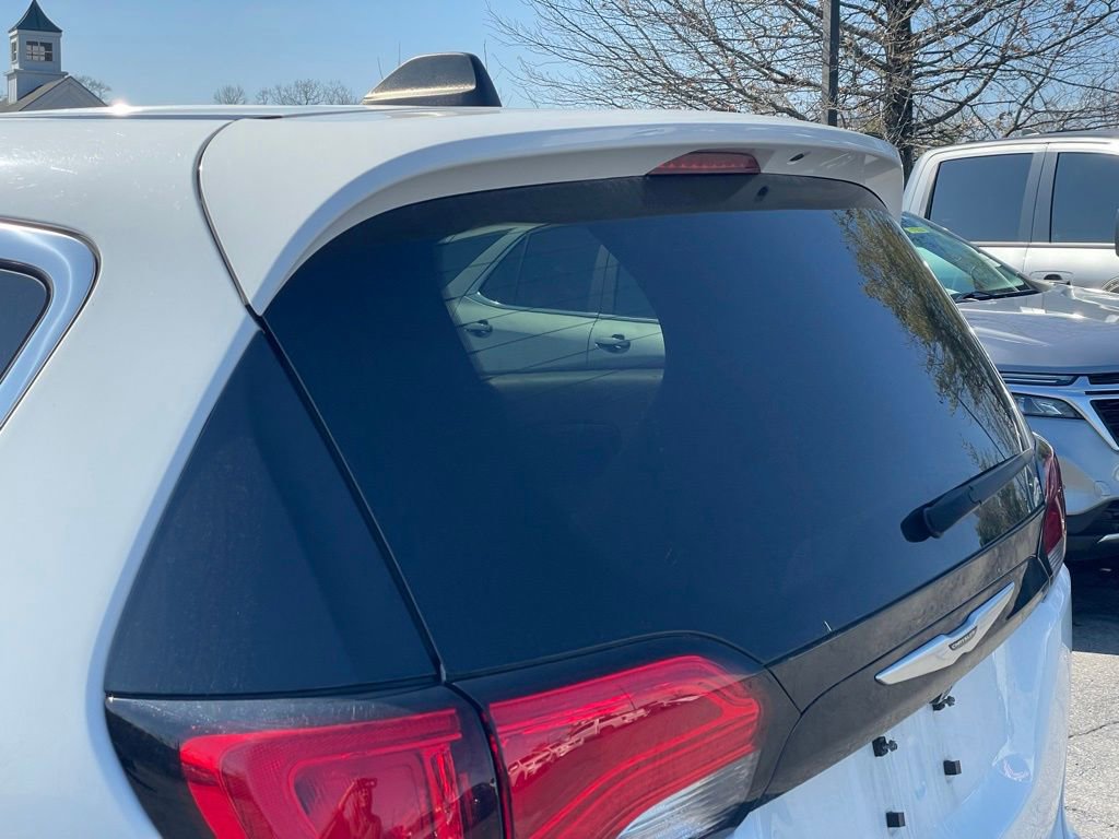 Used 2023 Chrysler Voyager LX image 32