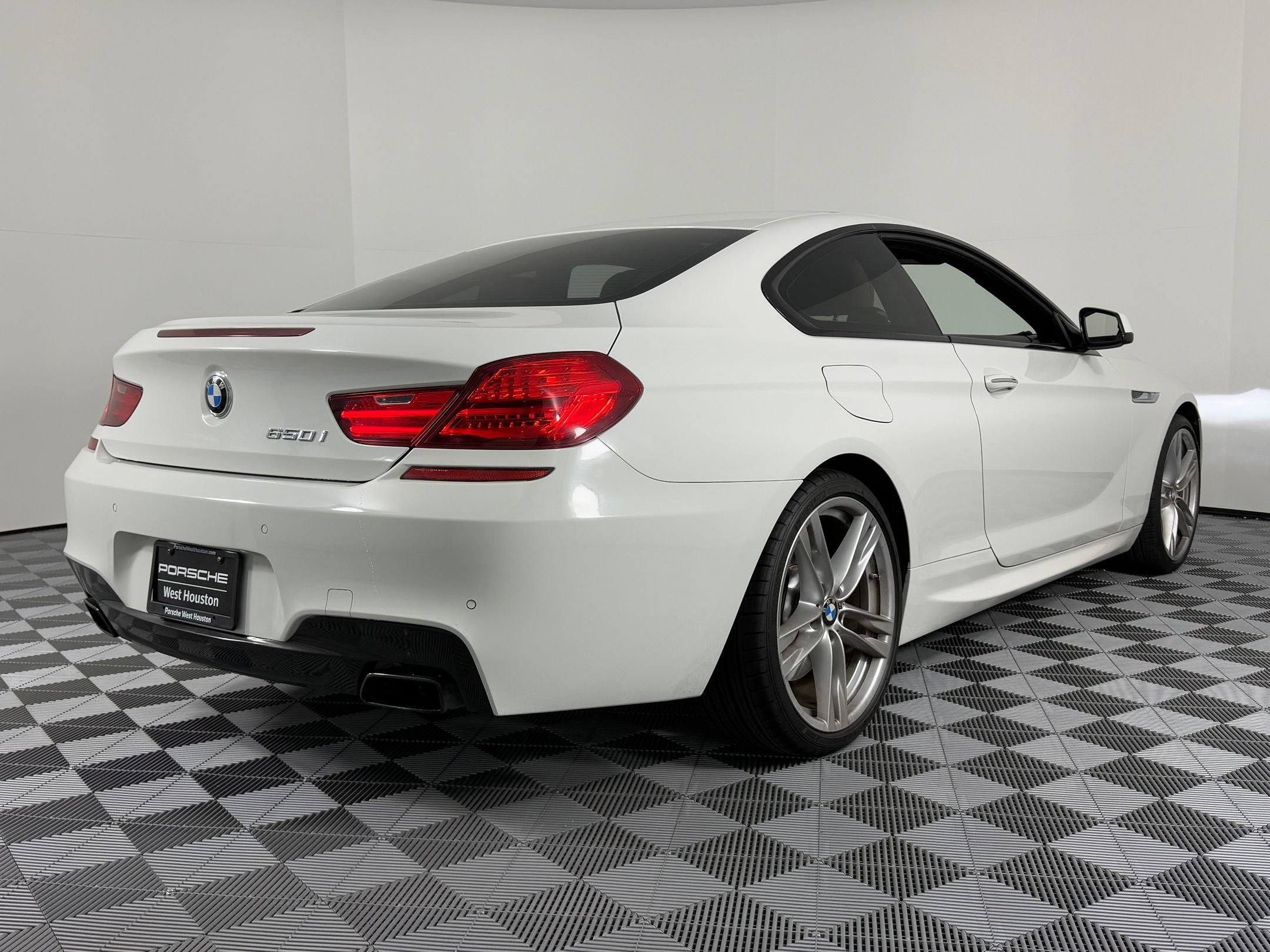 Used 2014 BMW 650i Coupe image 9