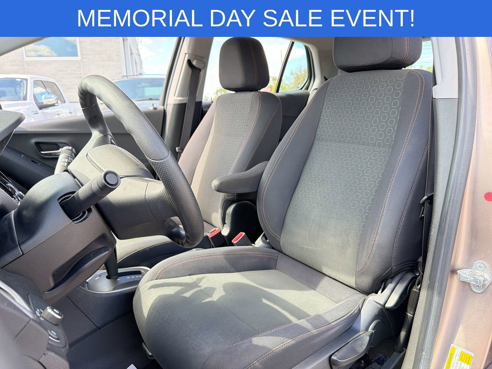 Used 2019 Chevrolet Trax LS FWD image 19