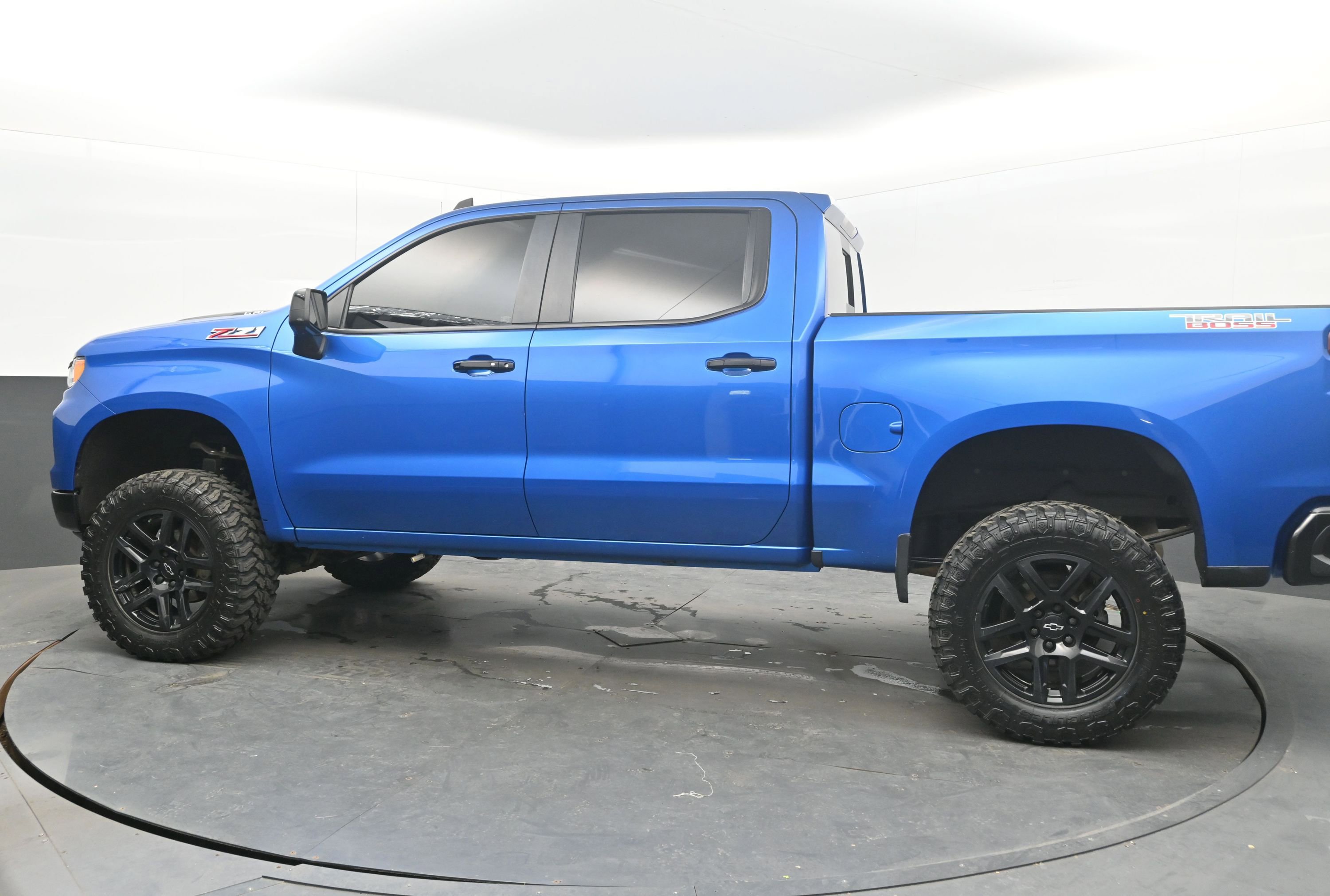 Used 2022 Chevrolet Silverado 1500 LT Trail Boss w/ LT Trail Boss Premium Package image 7