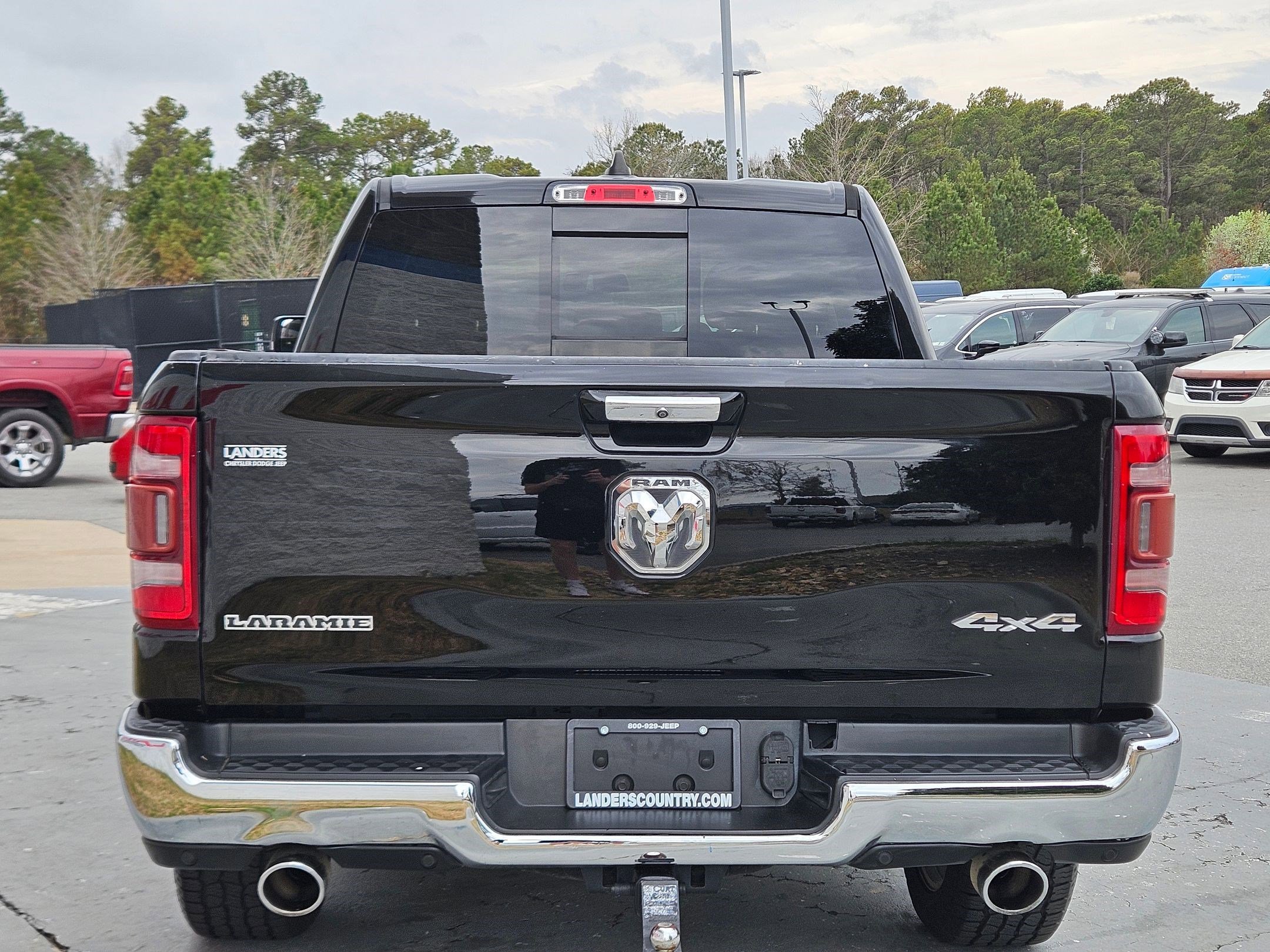 Used 2019 RAM 1500 Laramie image 6