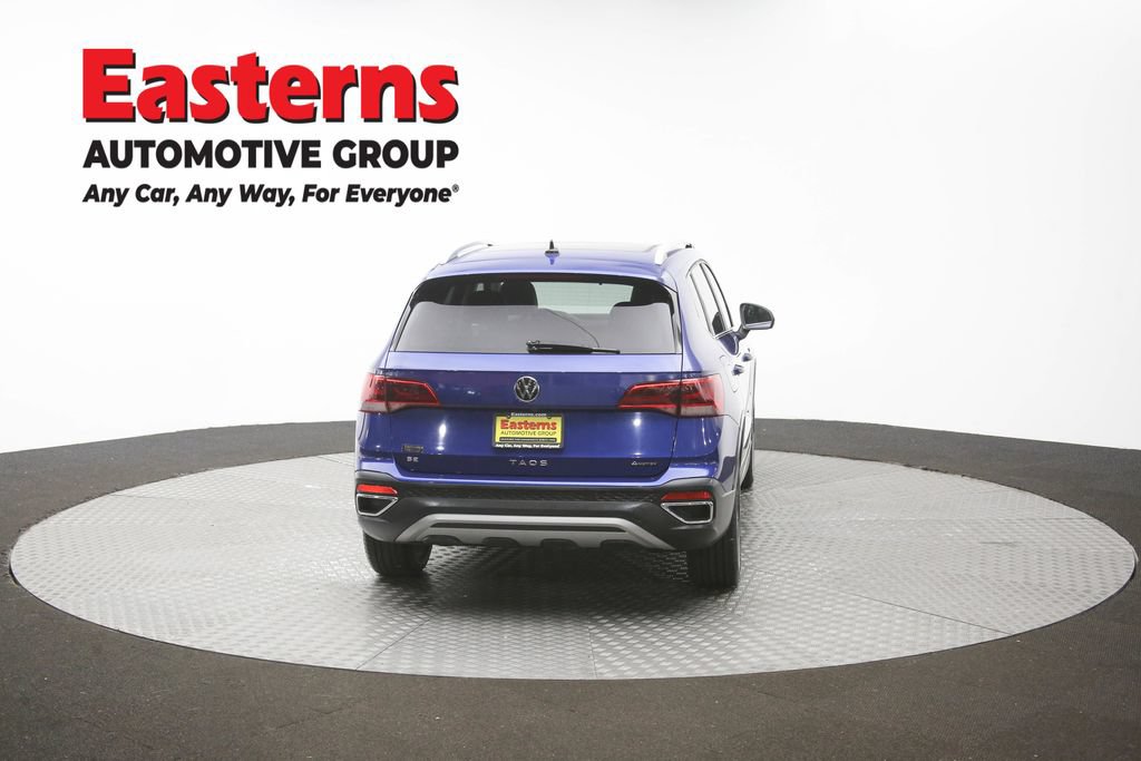 Used 2022 Volkswagen Taos SE w/ Panoramic Sunroof Package FWD image 38