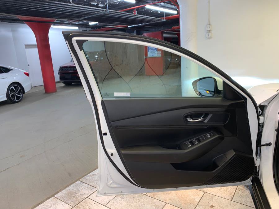 Used 2023 Honda Accord EX image 18