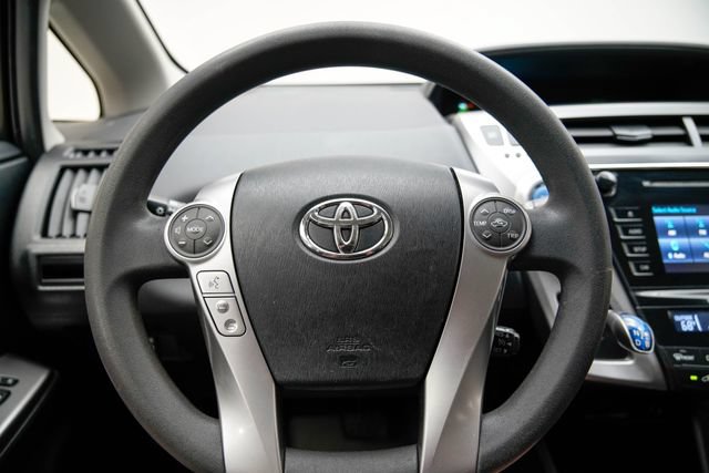 Used 2016 Toyota Prius V Two FWD image 5