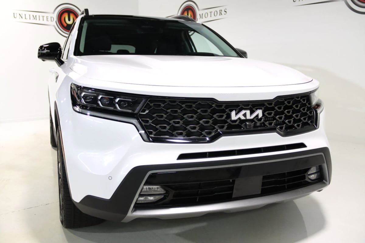 Used 2023 Kia Sorento SX Prestige image 29