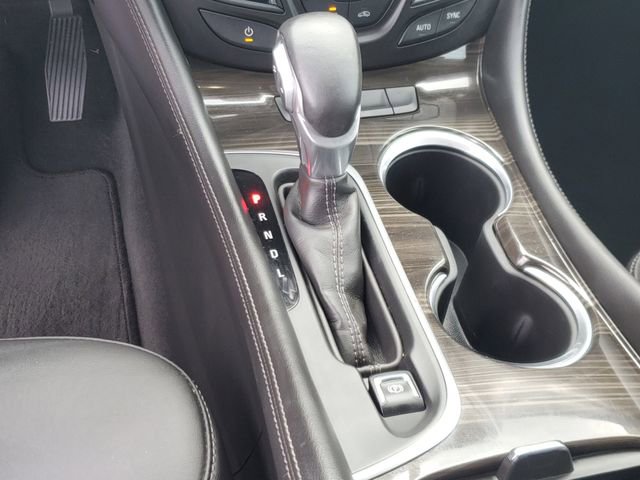 Used 2019 Buick Envision Essence FWD image 26