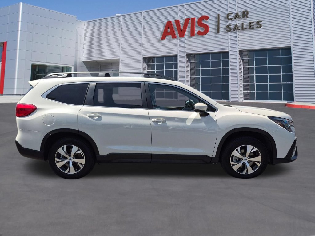 Used 2025 Subaru Ascent Premium AWD/4WD image 5