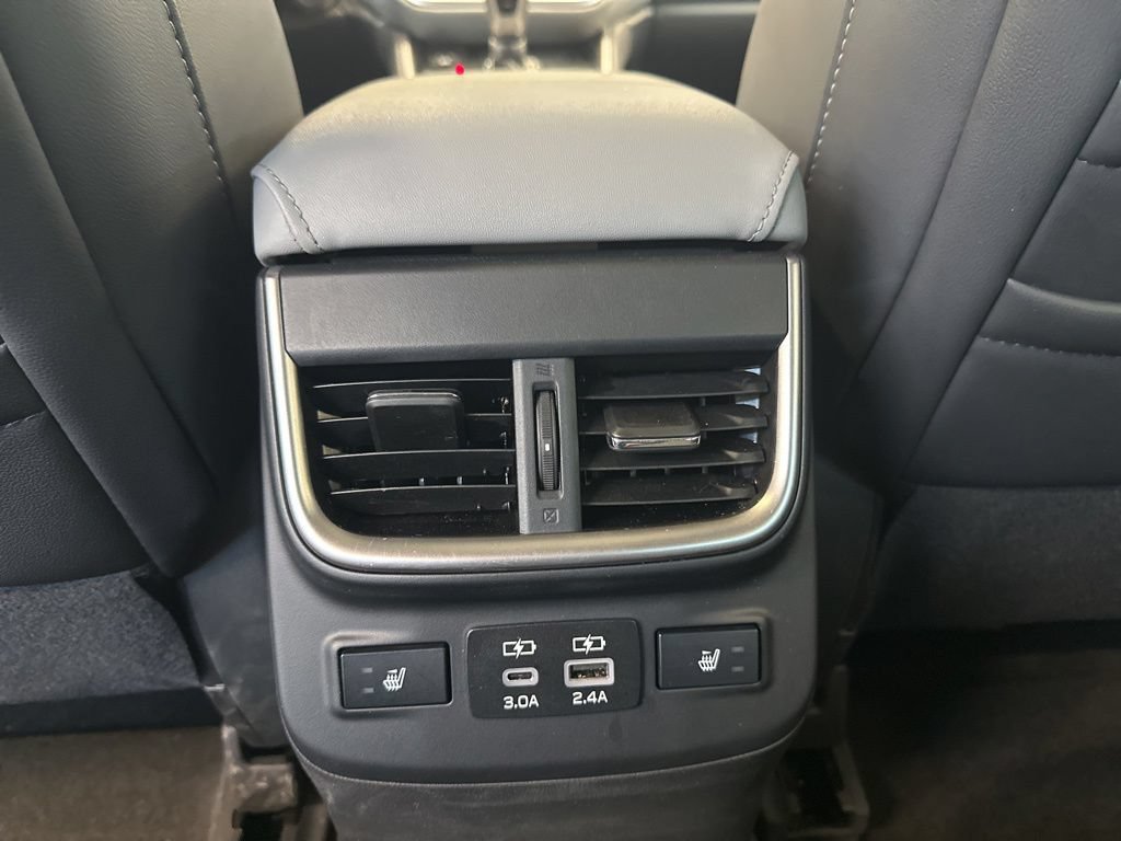 Used 2023 Subaru Outback Limited AWD/4WD image 23