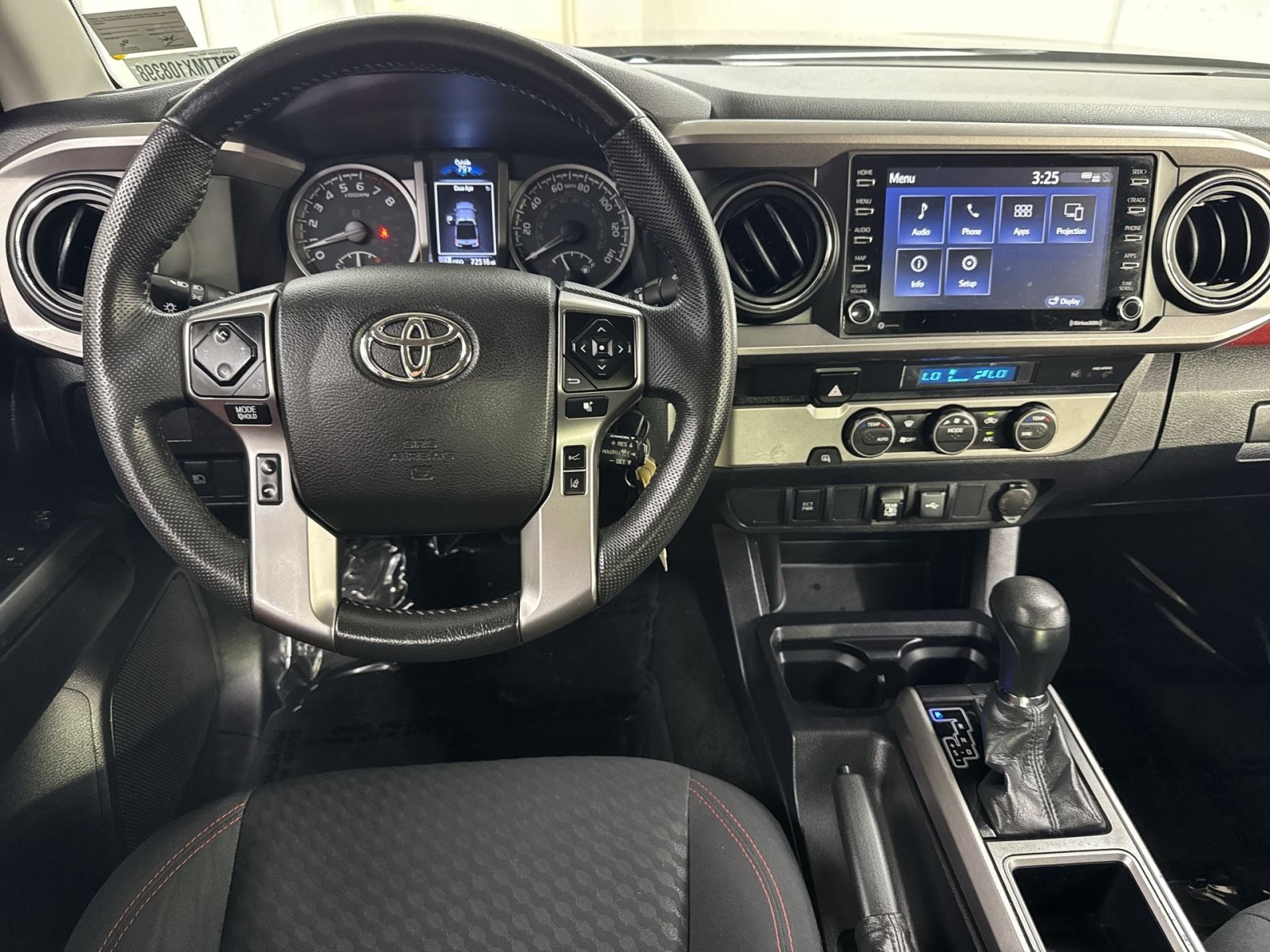 Used 2021 Toyota Tacoma SR5 RWD image 35