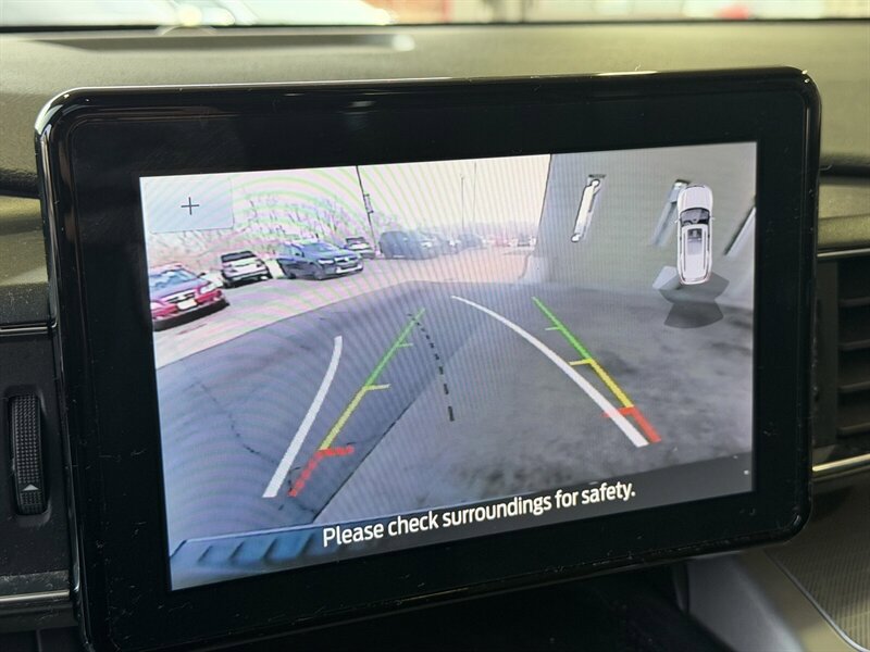 Used 2024 Ford Explorer XLT w/ Equipment Group 202A image 30