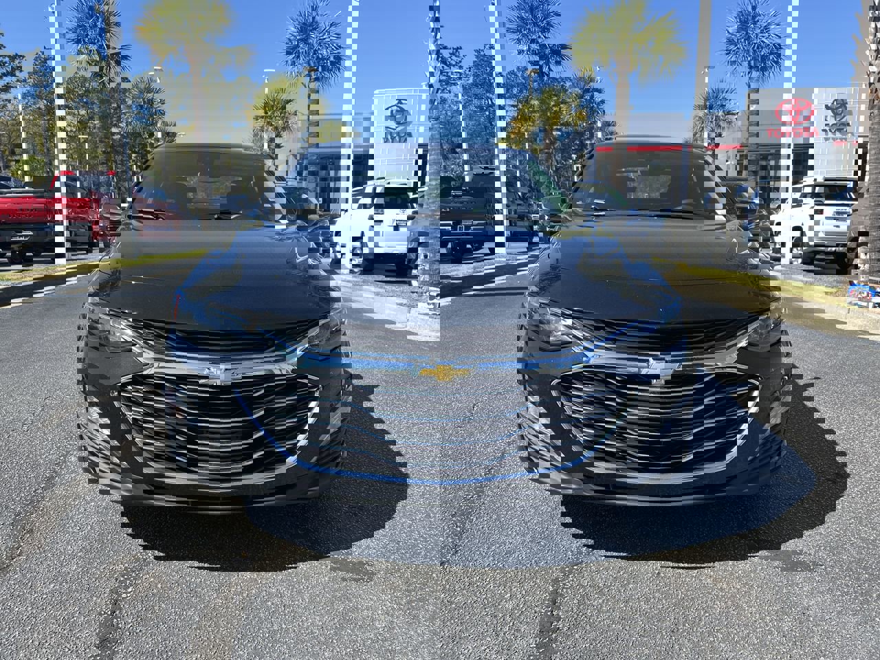 Used 2023 Chevrolet Malibu LT image 3