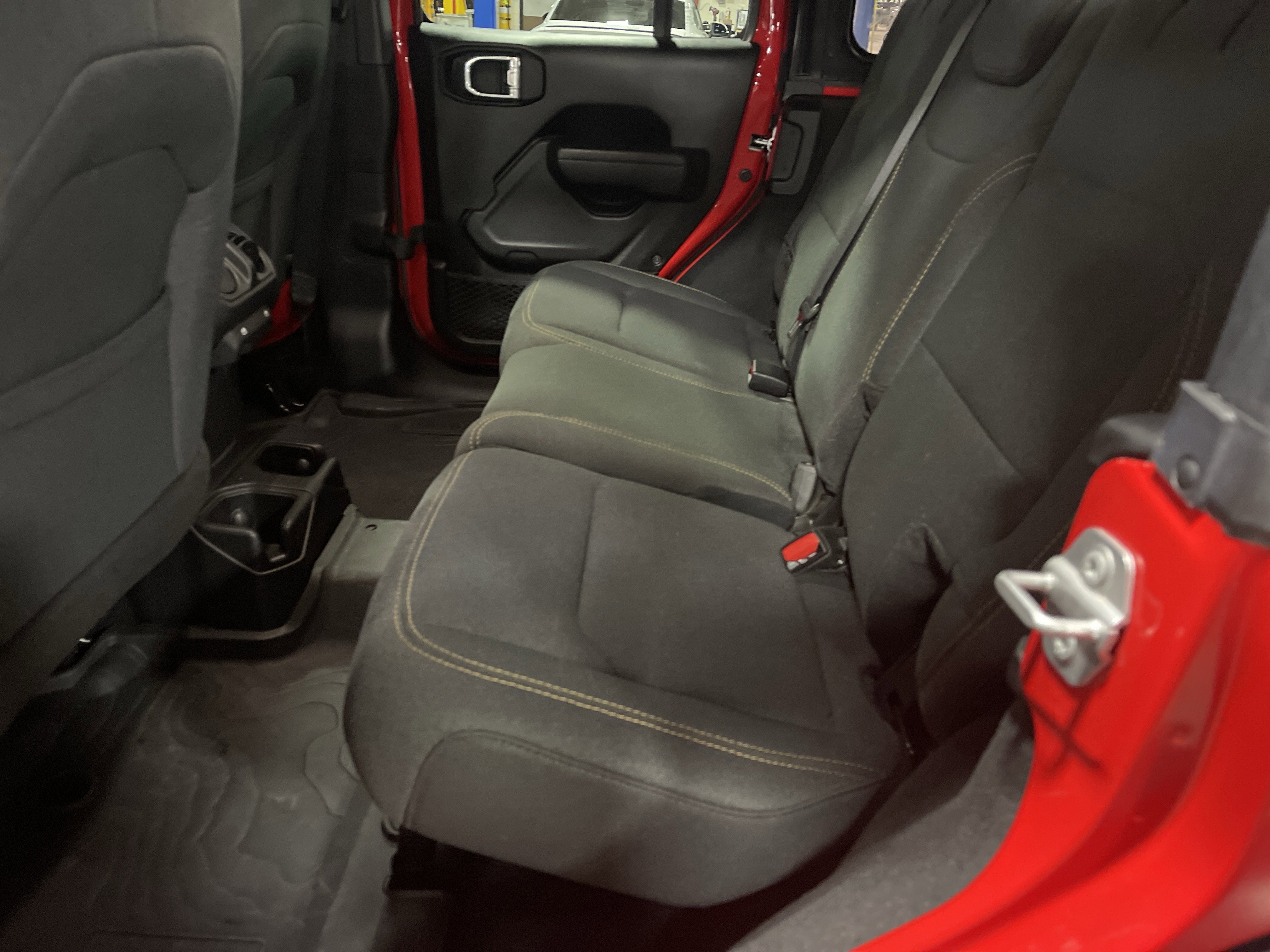 Used 2024 Jeep Wrangler Willys image 11