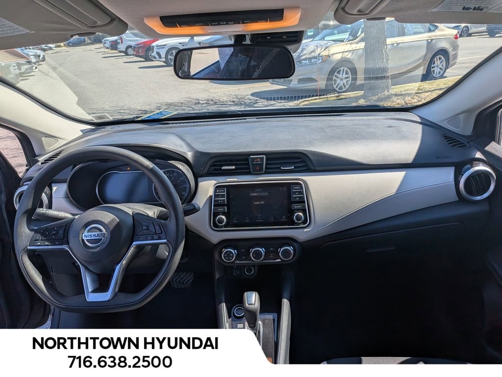 Used 2021 Nissan Versa SV image 6
