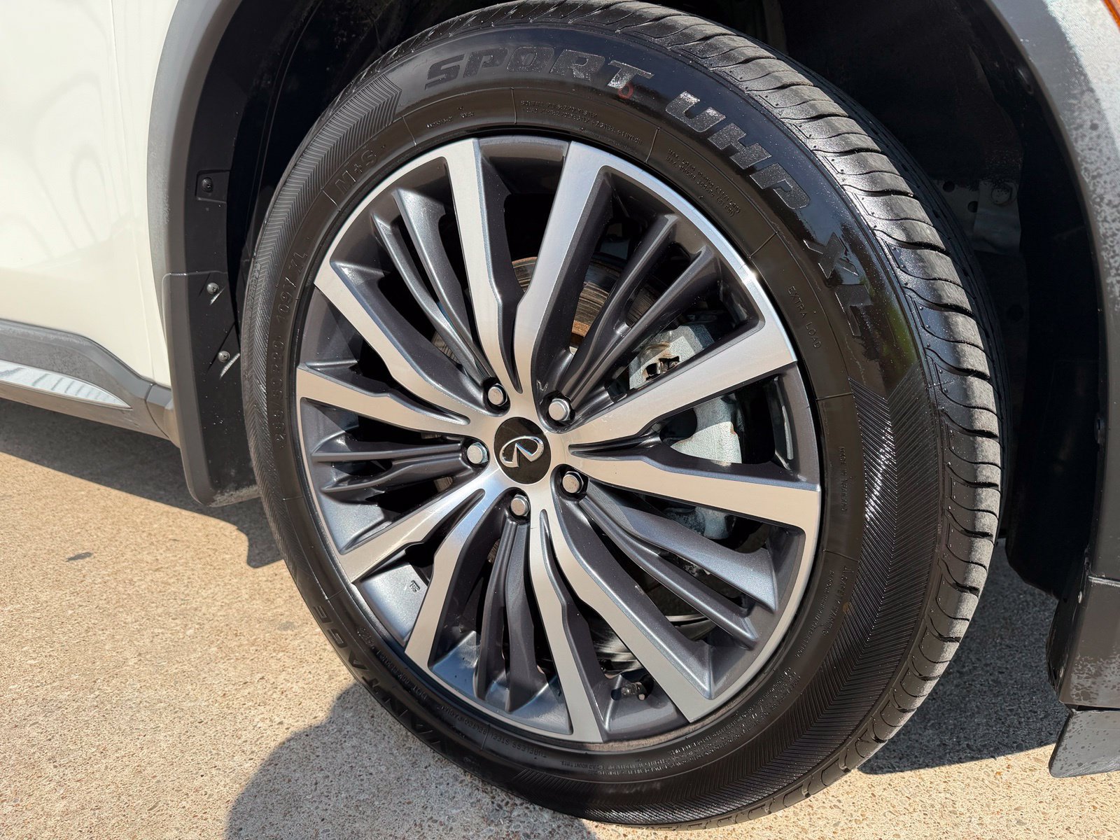 Used 2023 INFINITI QX60 Sensory AWD/4WD image 49