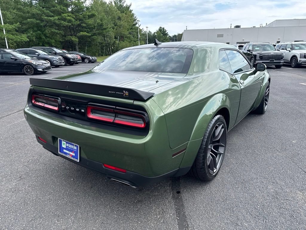 Used 2022 Dodge Challenger R/T Scat Pack RWD image 5