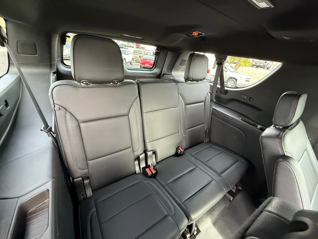 Used 2022 GMC Yukon XL Denali image 21
