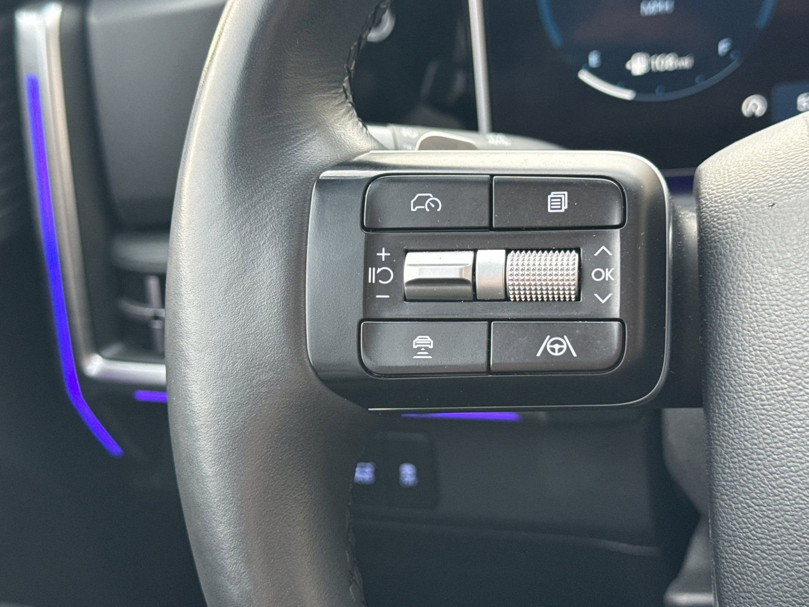 Certified 2024 Hyundai Santa Fe Limited image 27