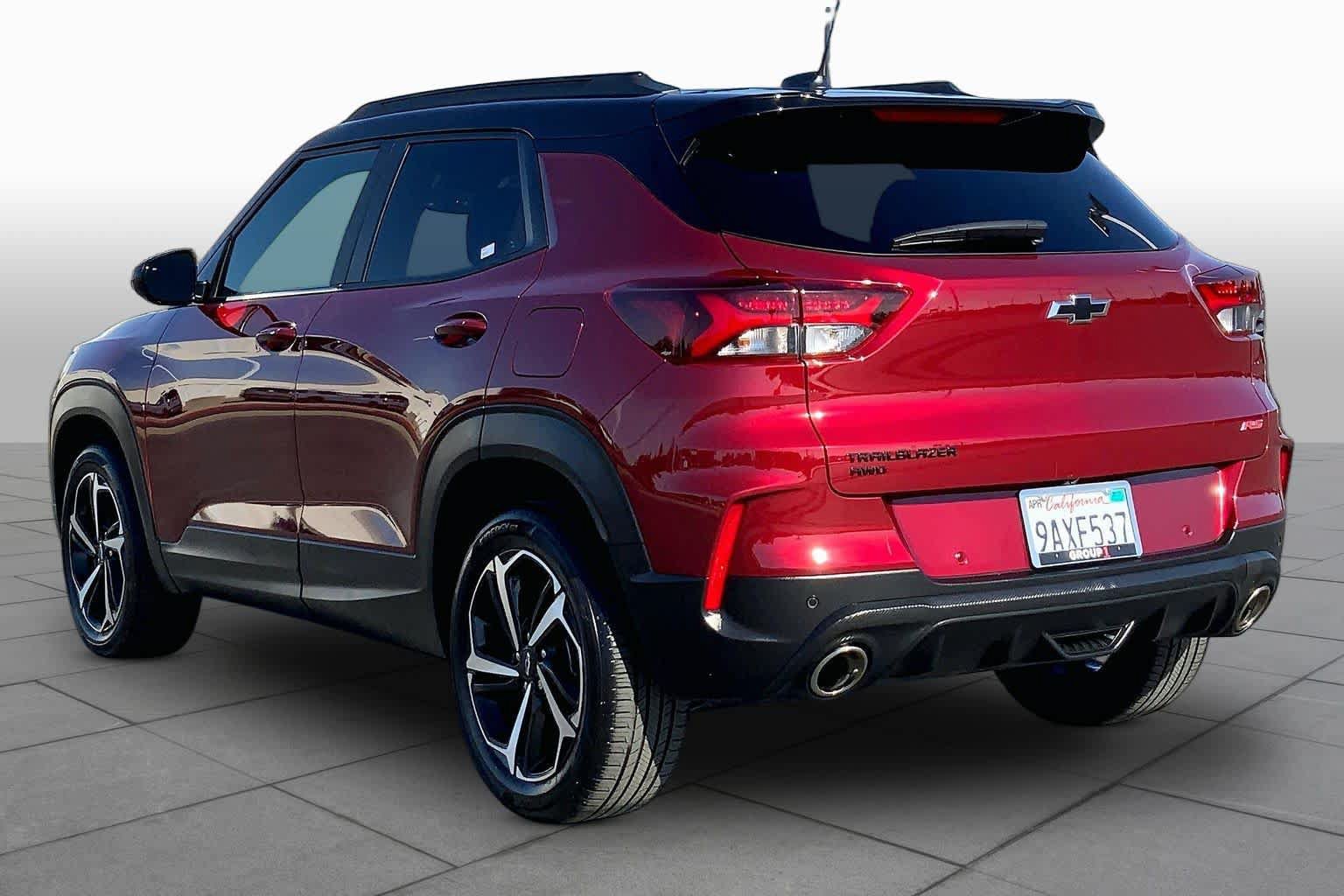 Used 2022 Chevrolet TrailBlazer RS w/ Sun and Liftgate Package AWD/4WD image 11