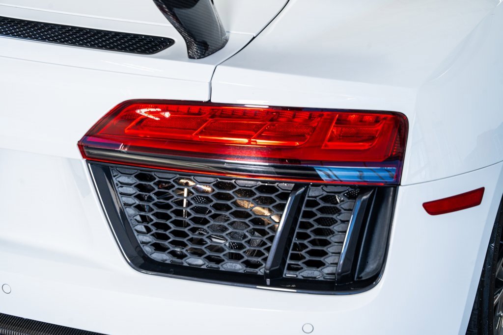 Used 2017 Audi R8 V10 plus image 34