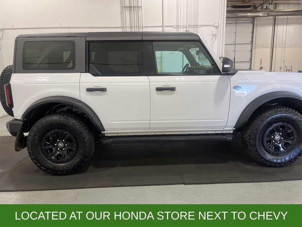 Used 2023 Ford Bronco Wildtrak image 9