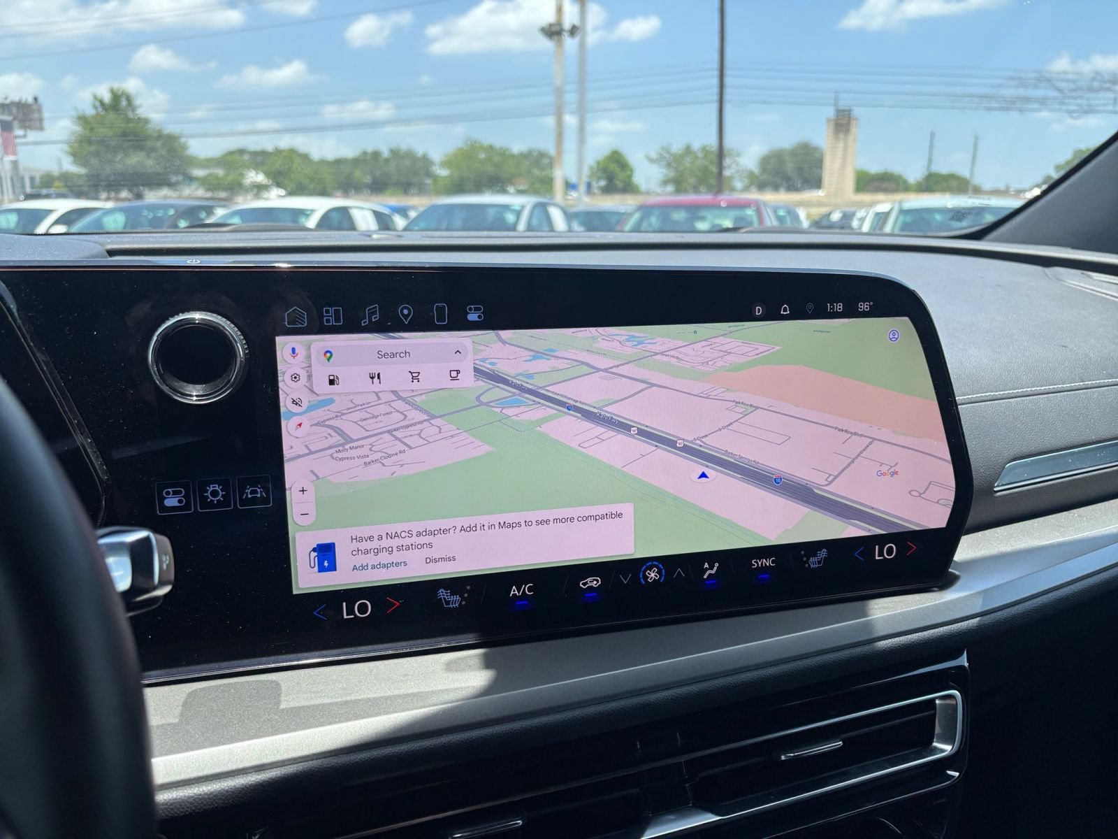 Used 2025 Chevrolet Traverse LT FWD image 20