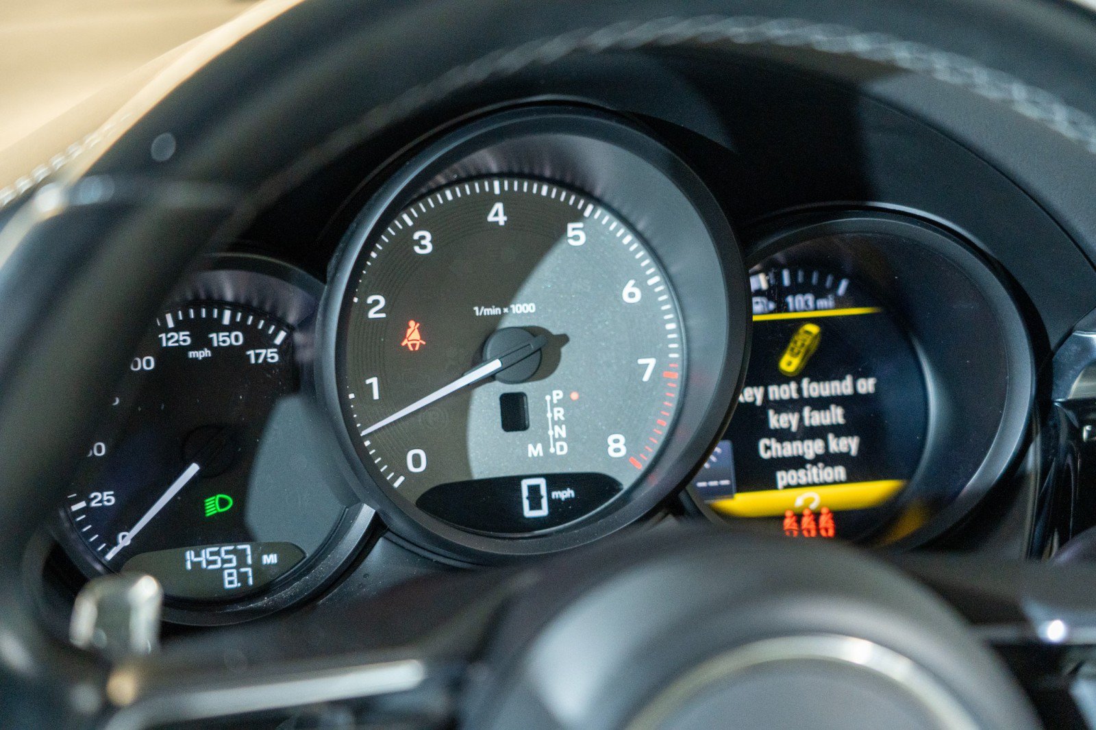 Certified 2023 Porsche Macan S AWD/4WD image 18