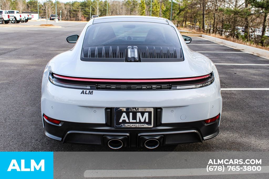 Used 2025 Porsche 911 Carrera GTS image 11