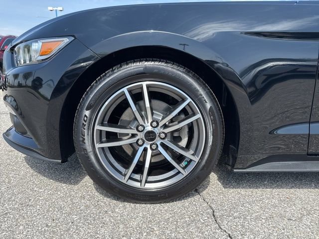 Used 2017 Ford Mustang Premium RWD image 37