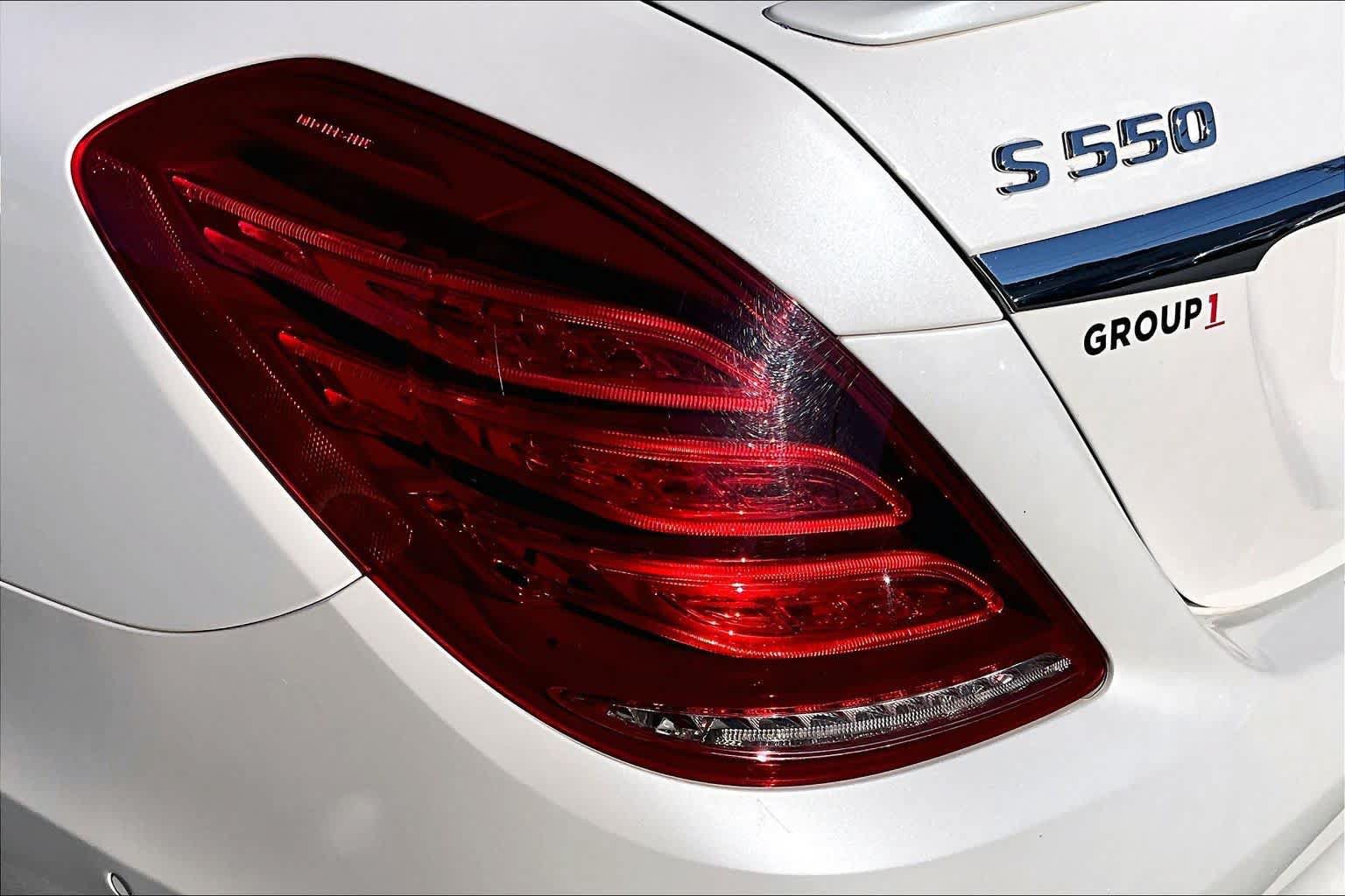 Used 2017 Mercedes-Benz S 550 Sedan image 29