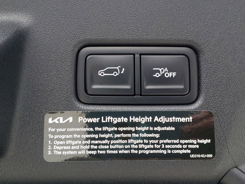 New 2027 Kia Telluride S image 8