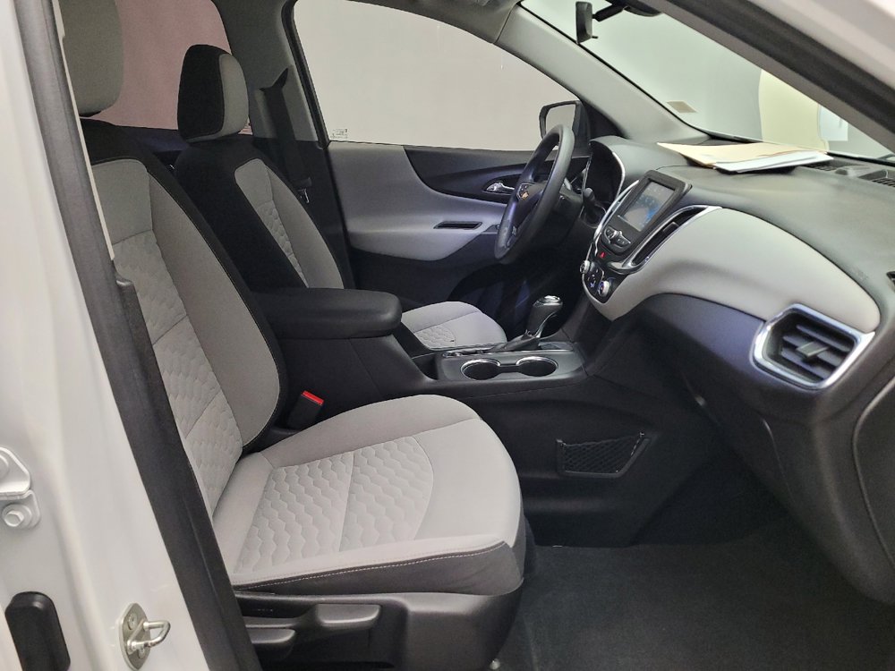 Used 2018 Chevrolet Equinox LS image 21