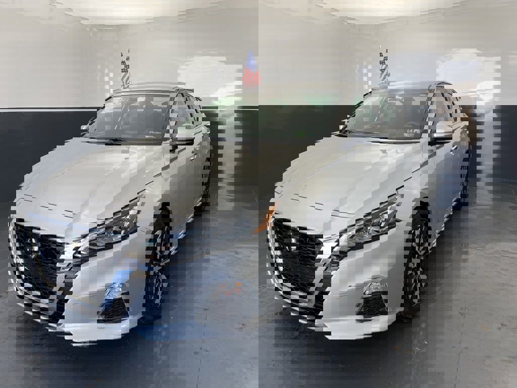 Used 2022 Nissan Altima 2.5 SV image 3
