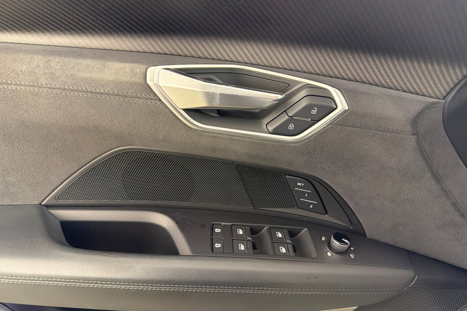 Used 2023 Audi e-tron GT Premium Plus w/ Performance Package image 10