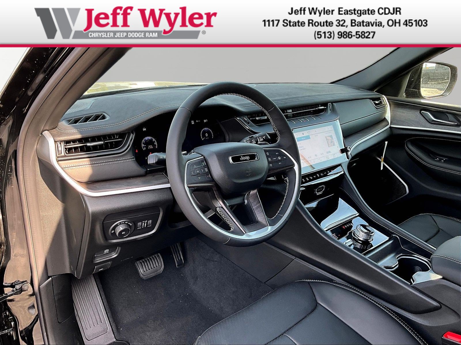 New 2027 Jeep Grand Cherokee Limited AWD/4WD image 16