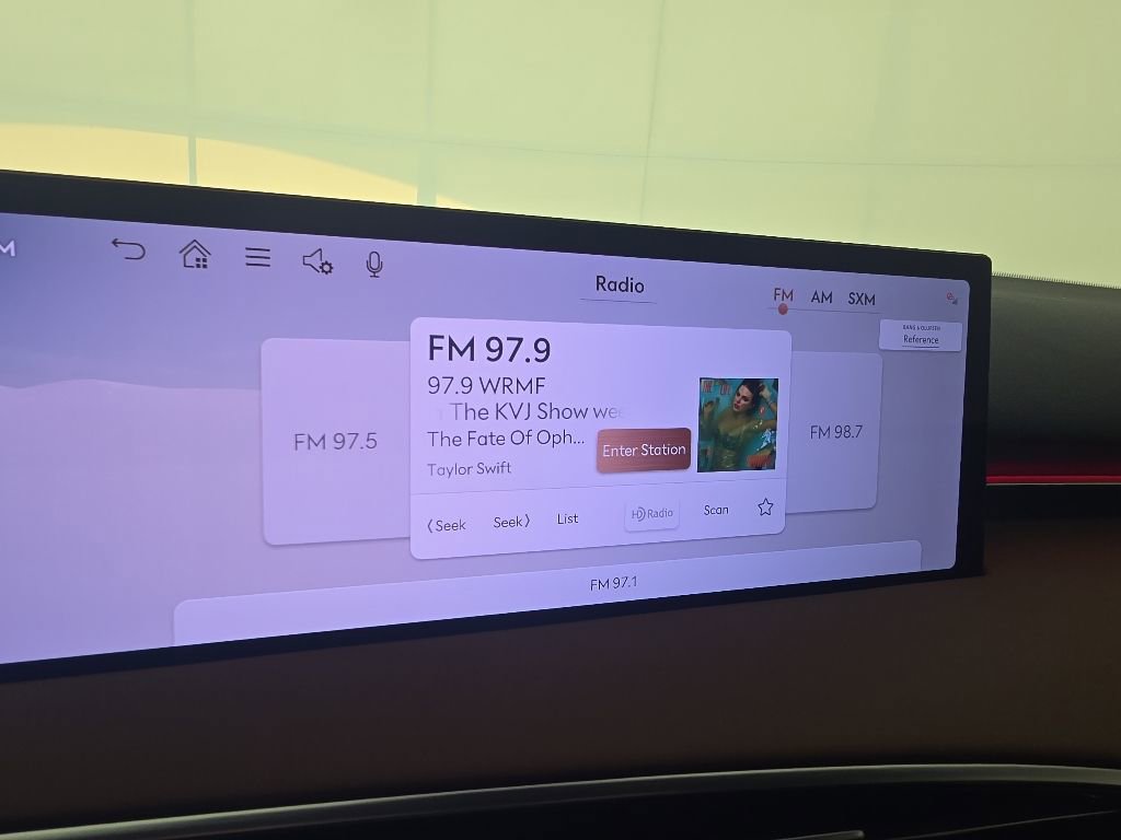 New 2026 Genesis GV70 2.5T Advanced AWD/4WD image 17