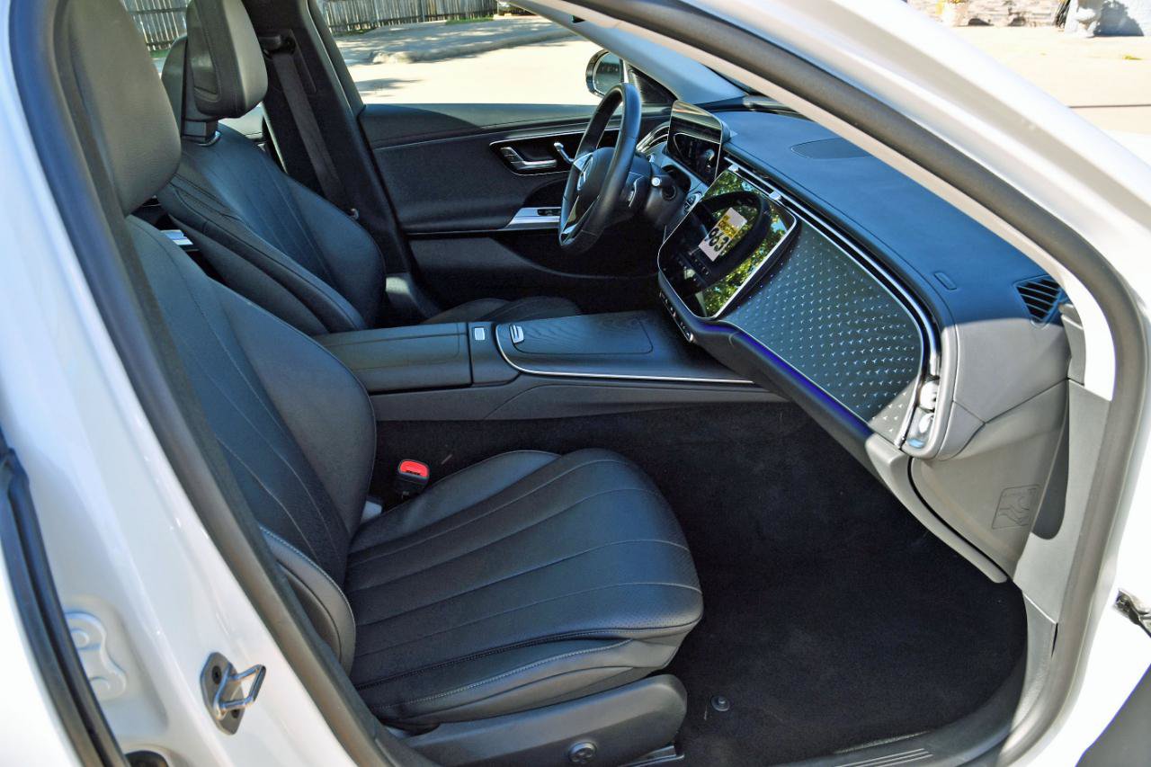 Used 2025 Mercedes-Benz E 350 Sedan image 42
