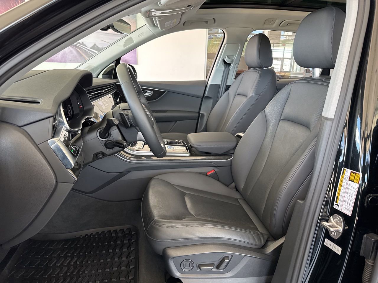 Used 2022 Audi Q7 3.0T Prestige image 15