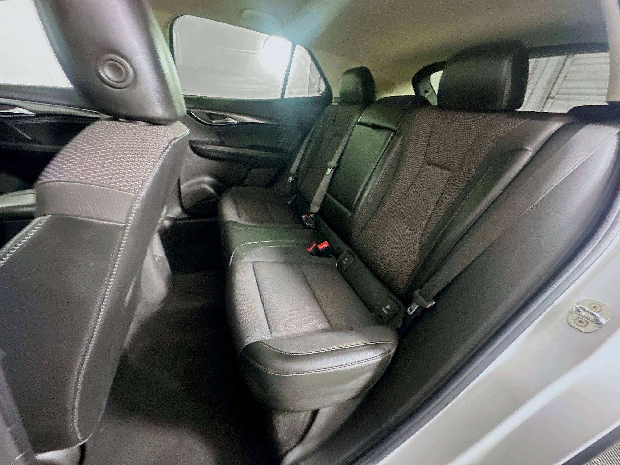 Used 2022 Buick Envision Preferred image 26