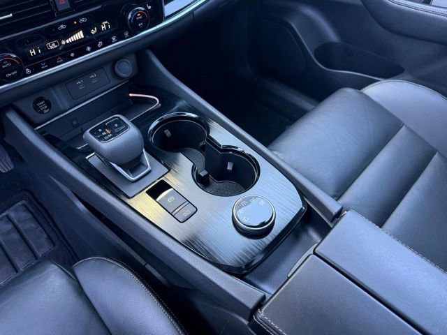 Certified 2024 Nissan Rogue SL w/ SL Premium Package image 22