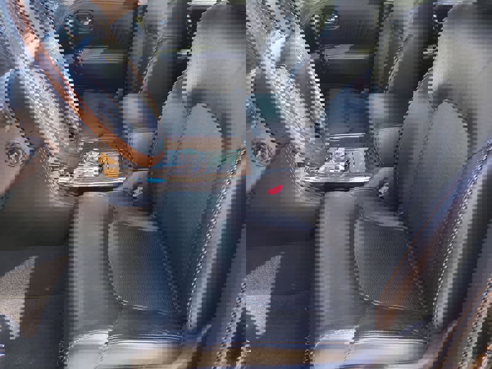 Used 2016 INFINITI QX80 4WD w/ Driver's Assistance Package image 16