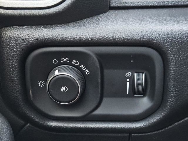 New 2026 RAM 3500 Tradesman w/ Chrome Appearance Group A AWD/4WD image 16