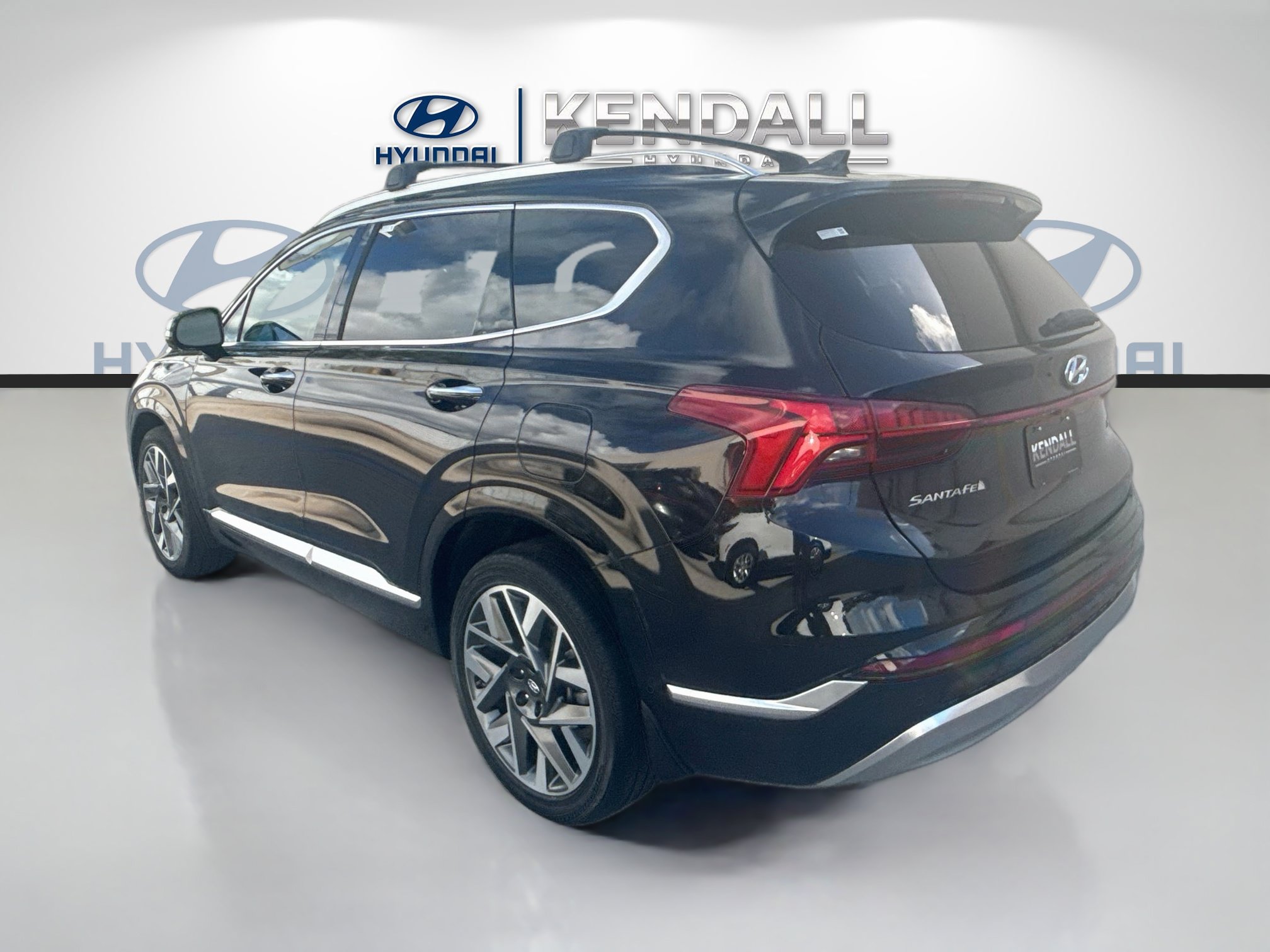 Used 2023 Hyundai Santa Fe Calligraphy FWD image 4