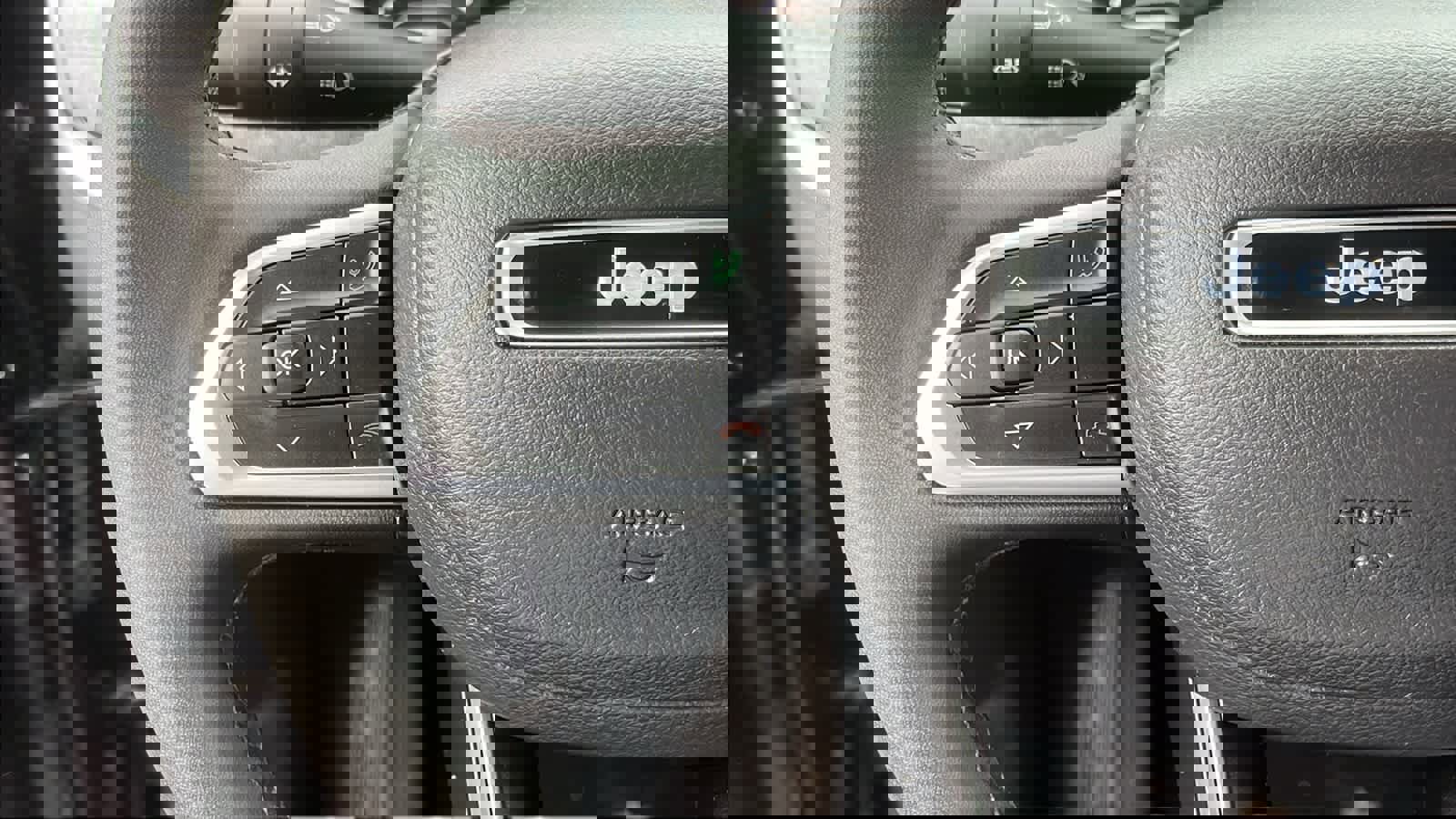 Used 2024 Jeep Compass Latitude image 13