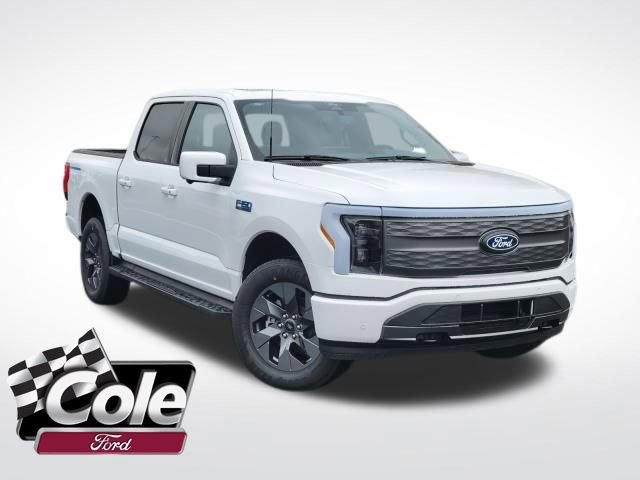 New 2025 Ford F150 Lightning Lariat image 1