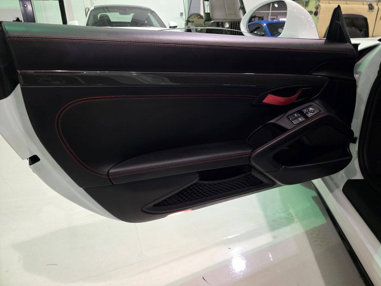 Used 2019 Porsche 911 Speedster RWD image 24