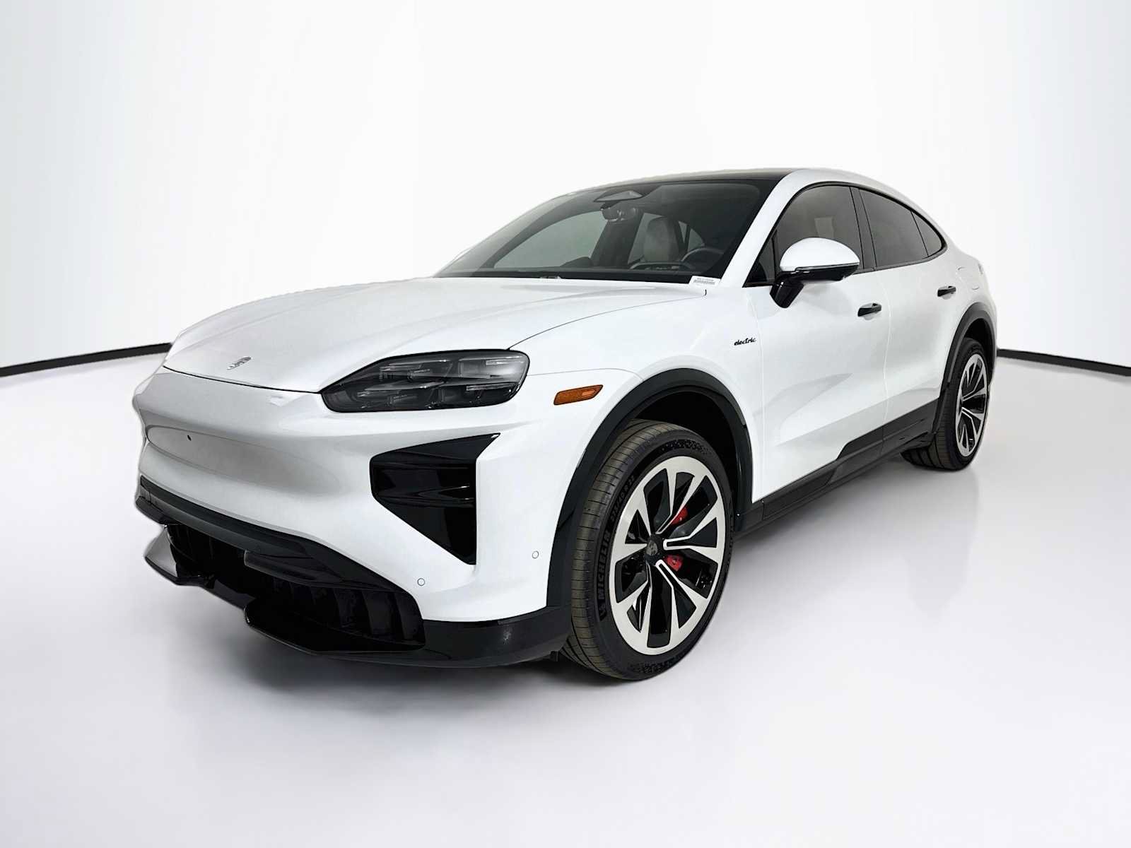 New 2026 Porsche Cayenne Turbo AWD/4WD image 1
