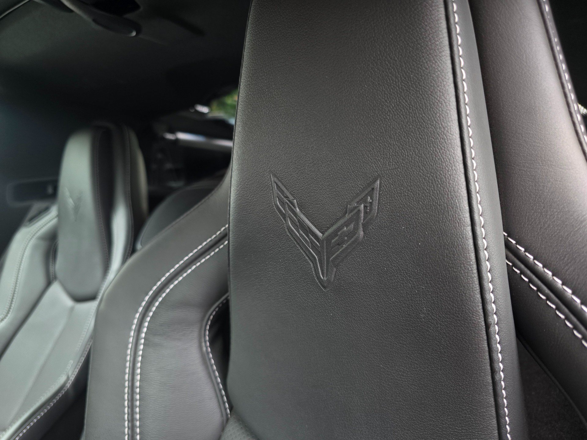 Used 2024 Chevrolet Corvette Stingray Coupe w/ Battery Protection Package RWD image 13