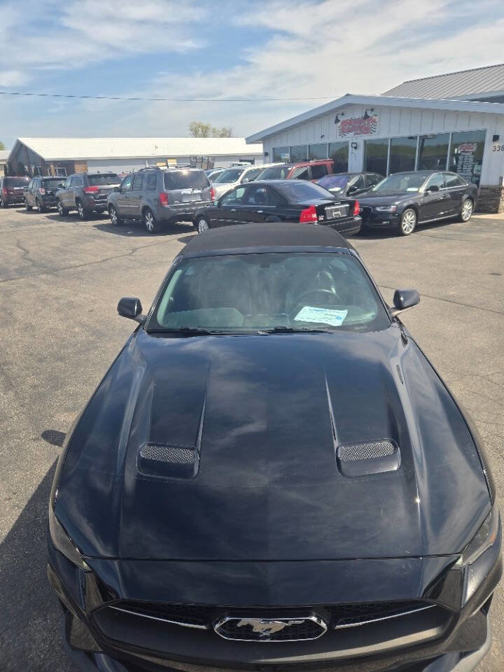 Used 2018 Ford Mustang Premium w/ Equipment Group 201A RWD image 11