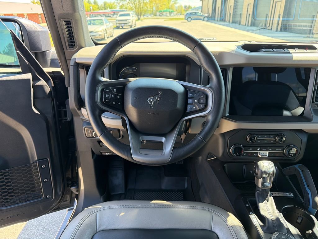 Used 2024 Ford Bronco Wildtrak AWD/4WD image 13